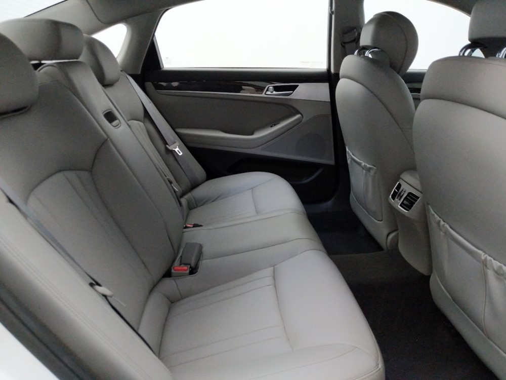 2016 Hyundai Genesis - Passenger Rear Seat