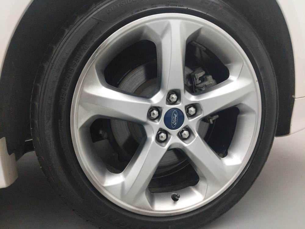 2015 Ford Fusion - Wheel