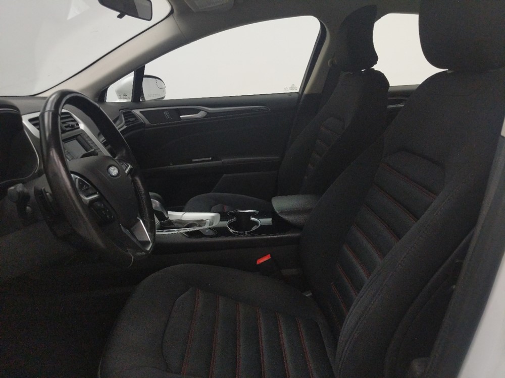 2015 Ford Fusion - Driver Front Seat