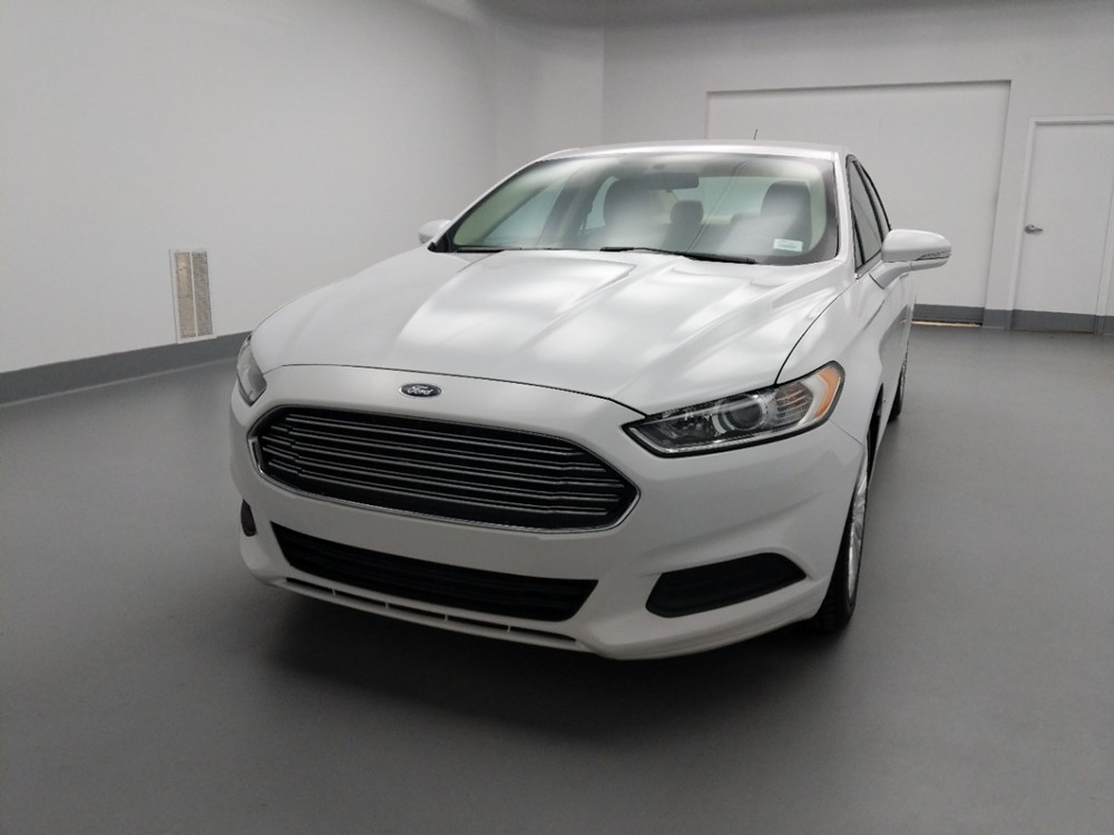 2016 Ford Fusion - Driver Front Hood