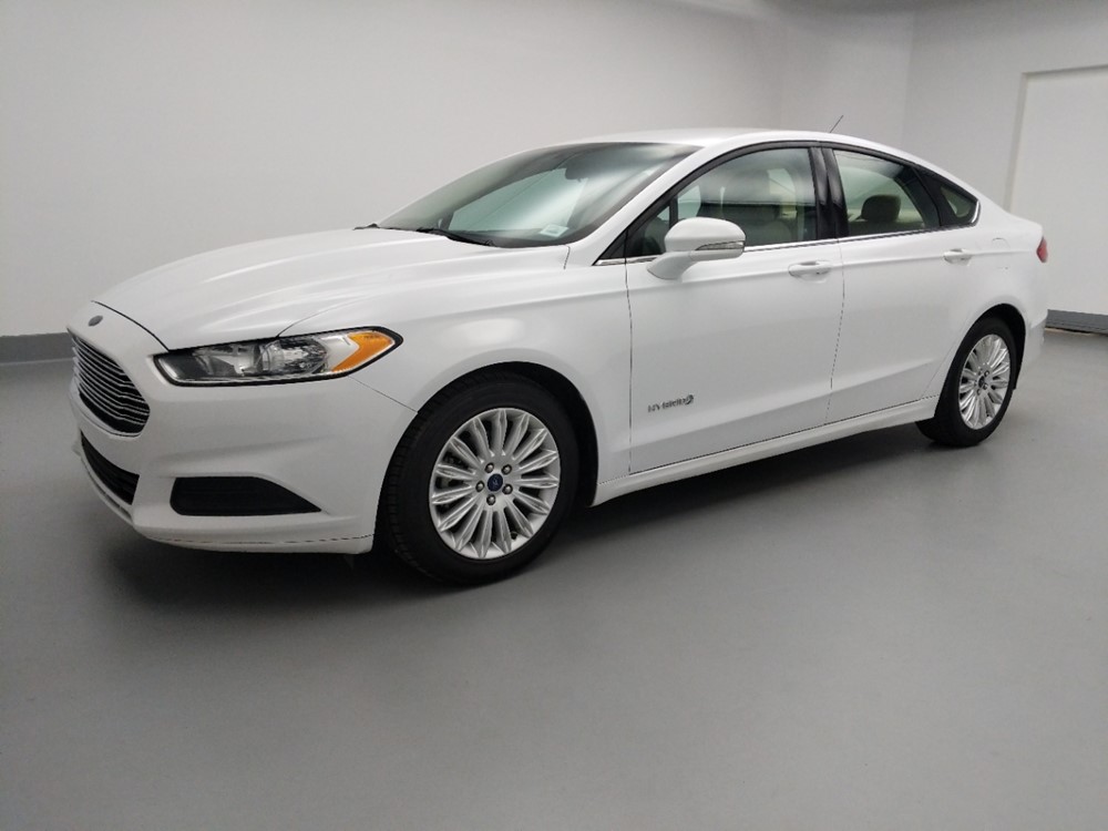 2016 Ford Fusion - Driver Front Side