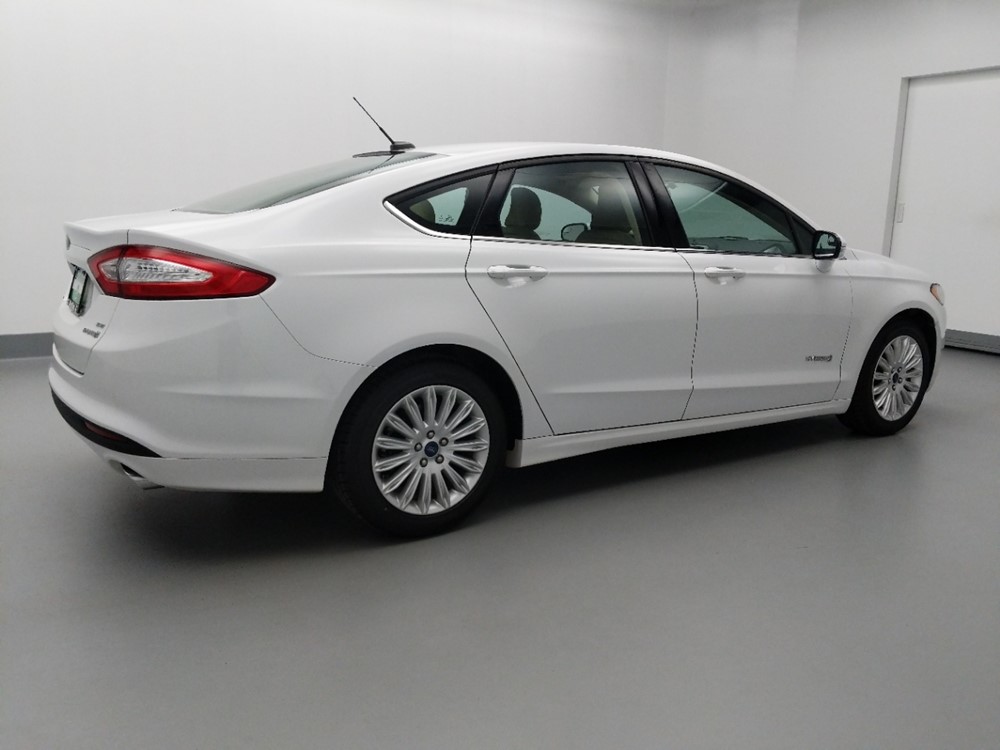 2016 Ford Fusion - Passenger Rear Side