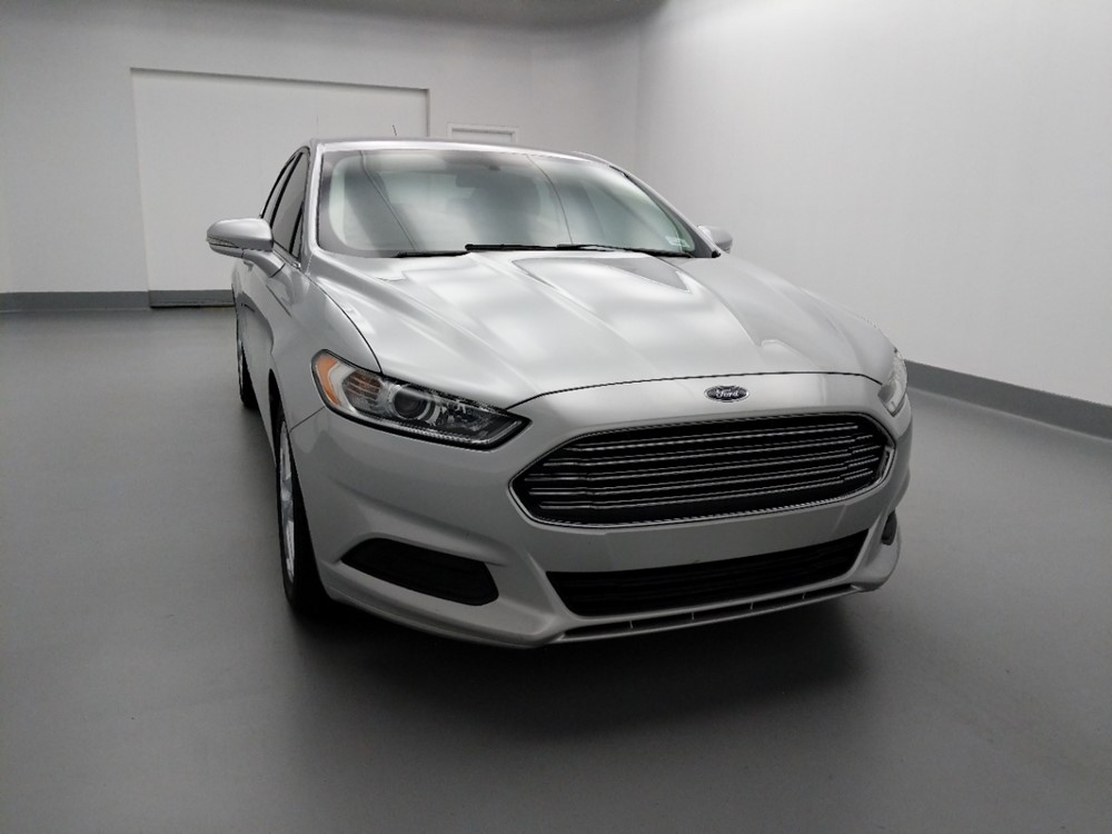 2016 Ford Fusion - Passenger Front Hood
