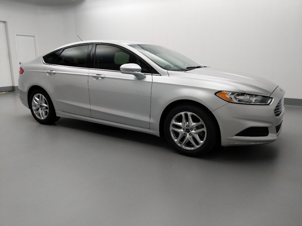 2016 Ford Fusion - Passenger Front Side