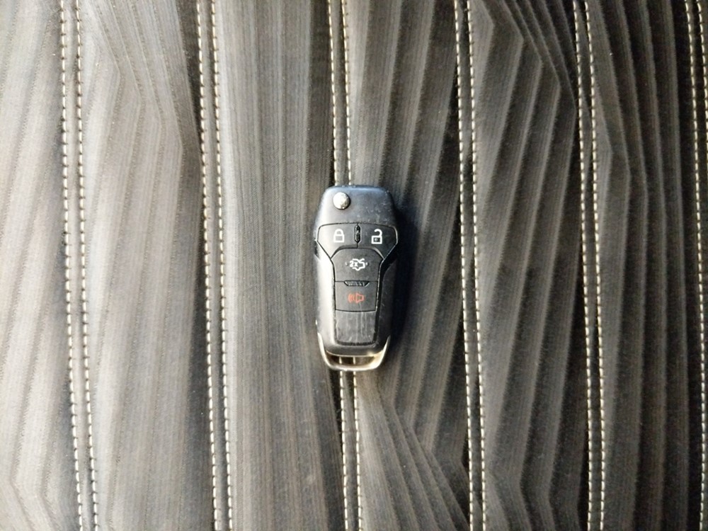2016 Ford Fusion - Keys