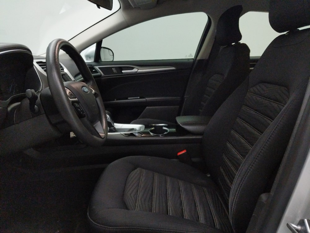2016 Ford Fusion - Driver Front Seat