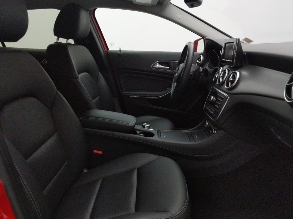 2015 Mercedes-Benz GLA250 - Passenger Front Seat