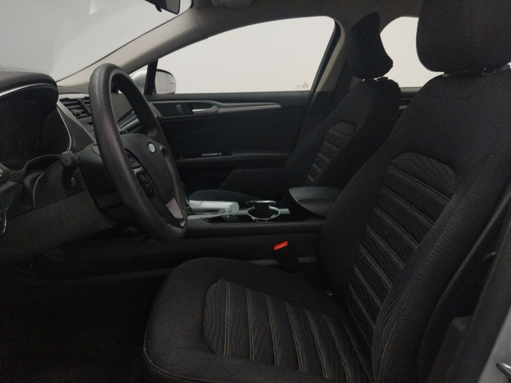 2016 Ford Fusion - Driver Front Seat