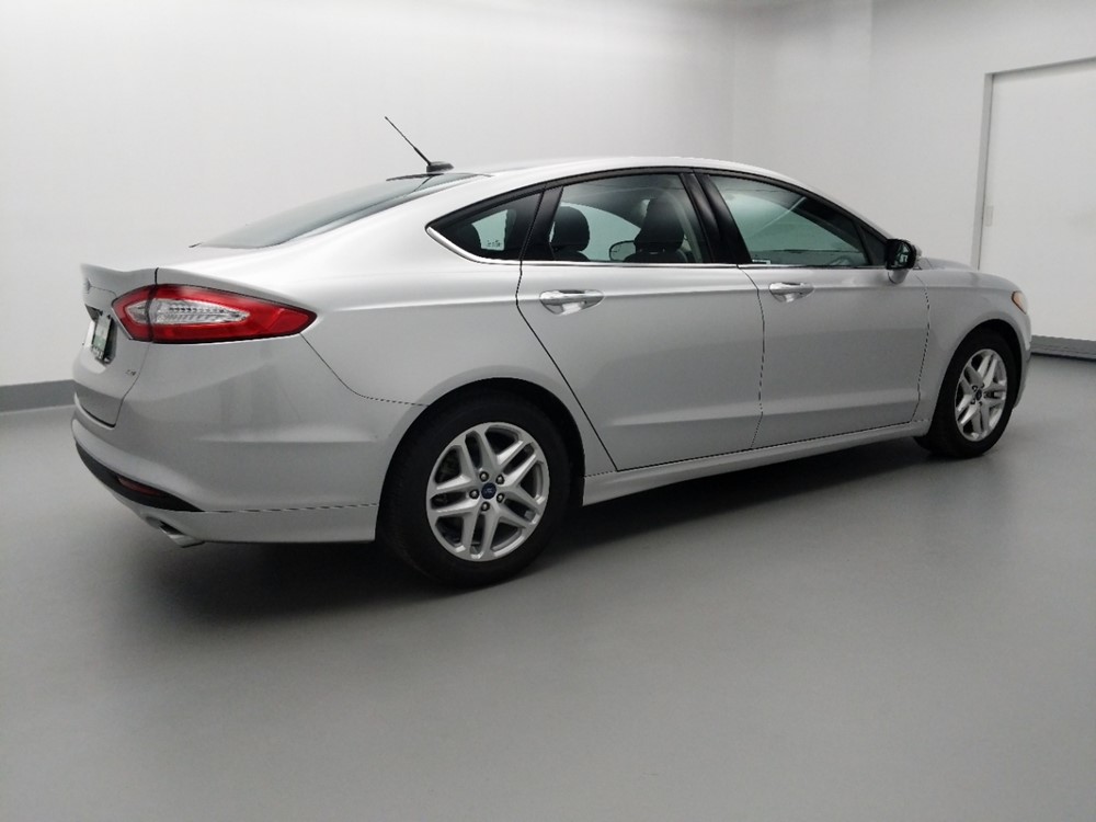 2016 Ford Fusion - Passenger Rear Side