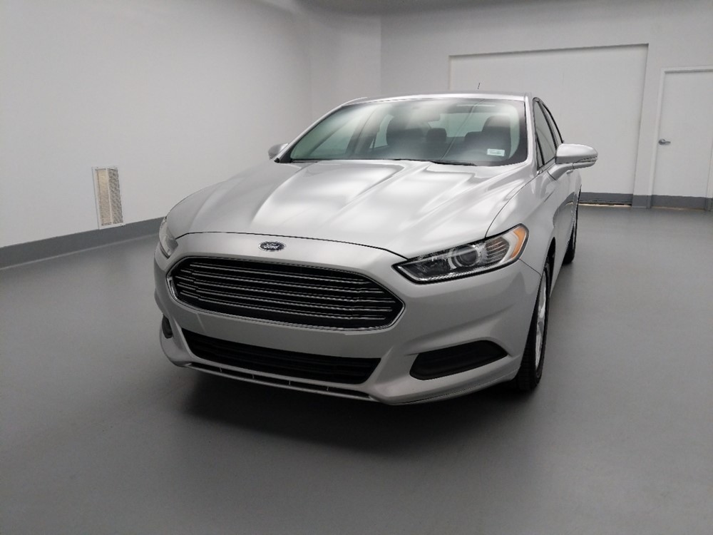 2016 Ford Fusion - Driver Front Hood