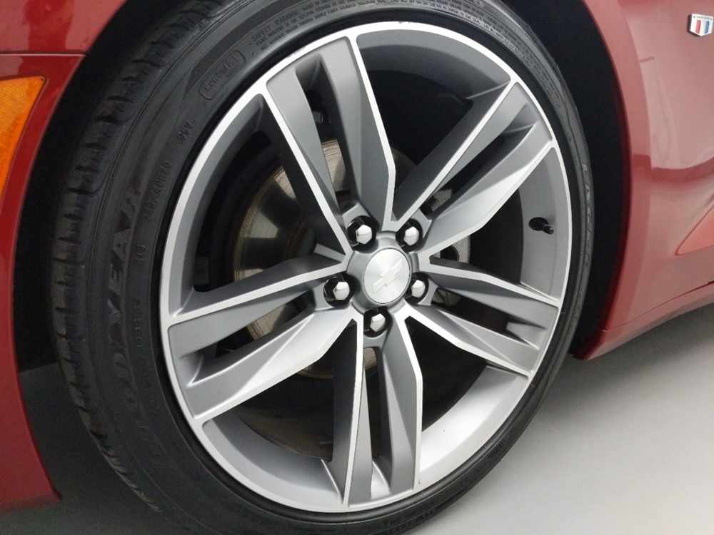 2016 Chevrolet Camaro - Wheel