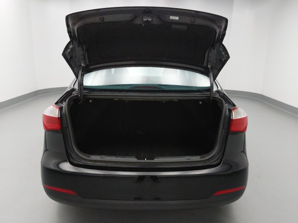 2016 Kia Forte - Trunk