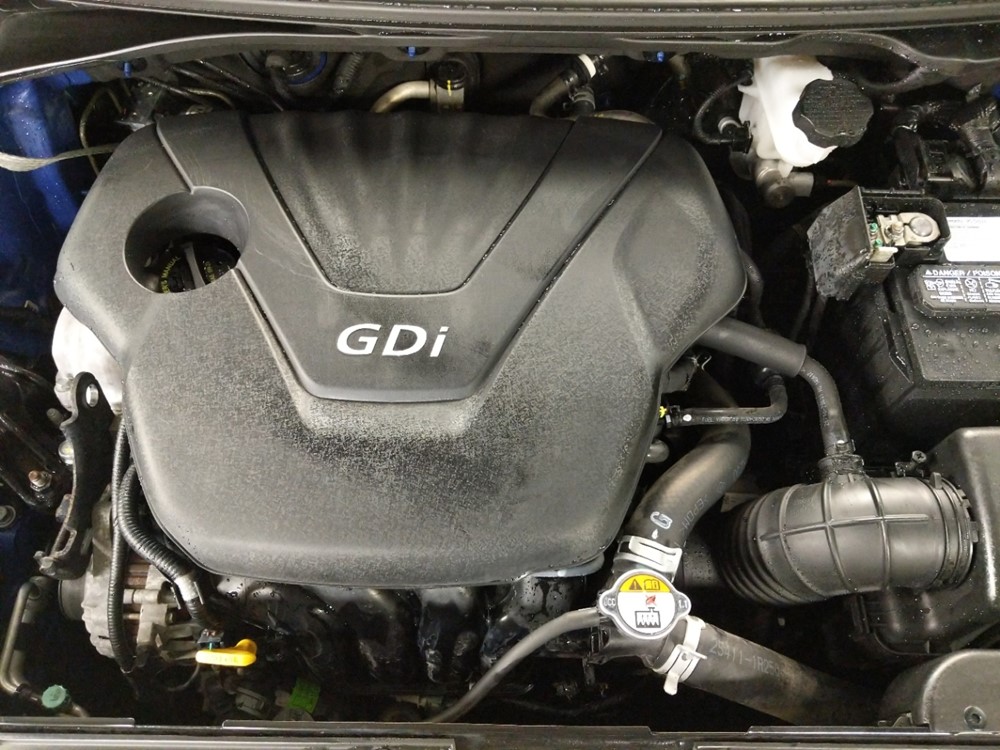 2015 Hyundai Veloster - Engine