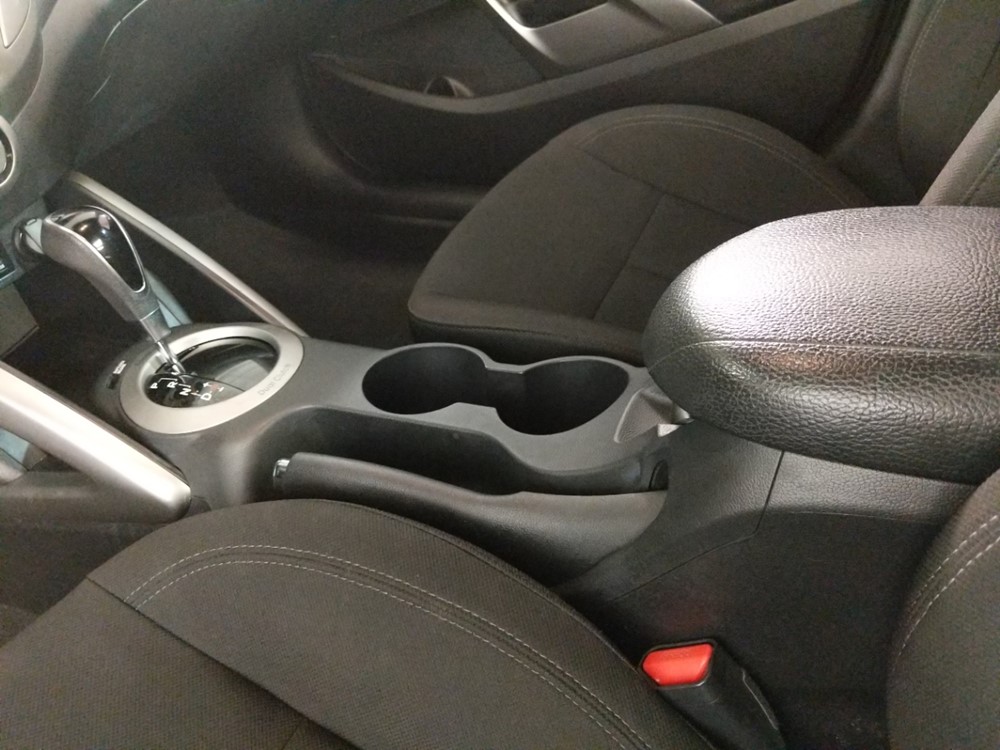 2015 Hyundai Veloster - Center Console/Cup Holders