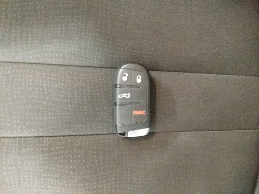 2017 Chrysler 200 - Keys