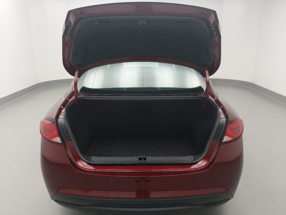 2017 Chrysler 200 - Trunk