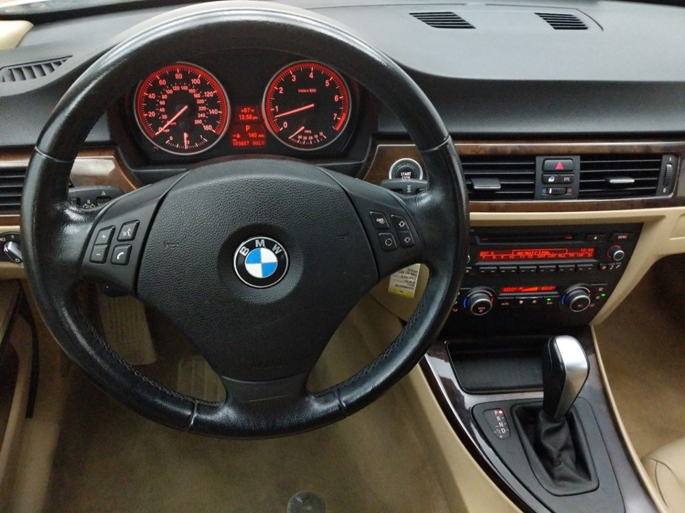 2011 BMW 328i - Driver Dash
