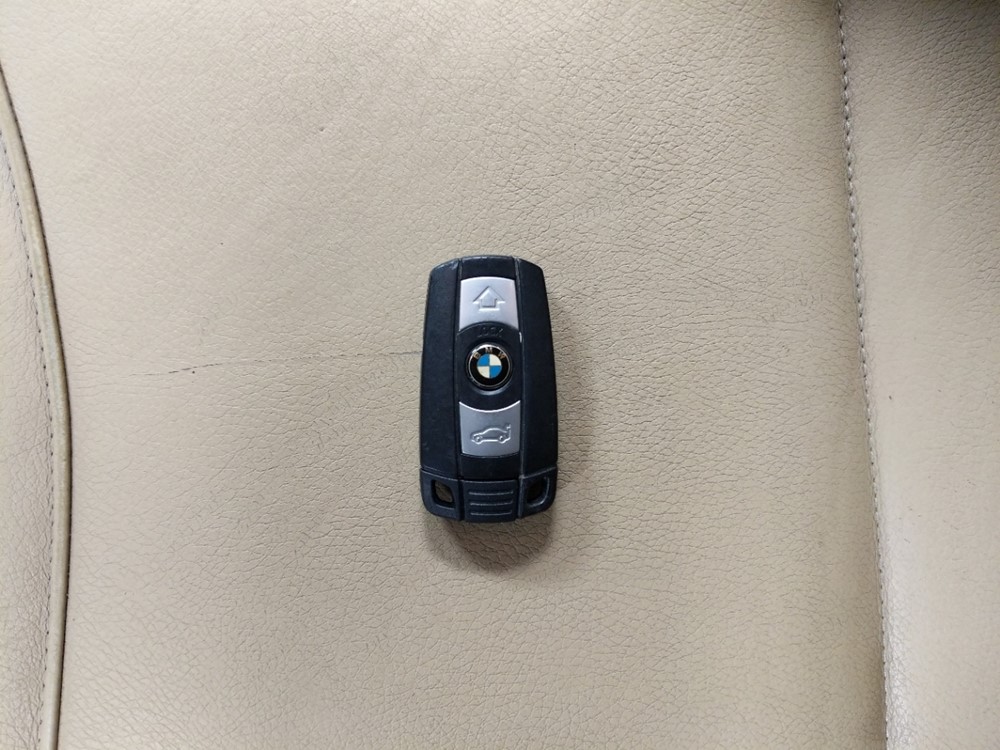 2011 BMW 328i - Keys