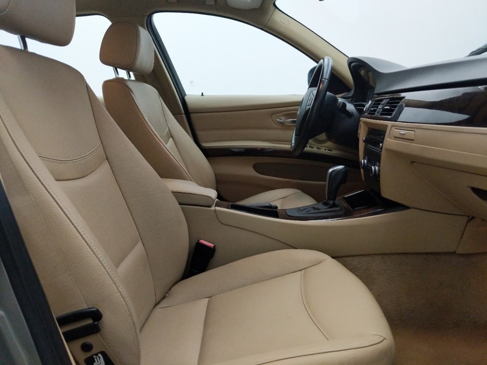 2011 BMW 328i - Passenger Front Seat