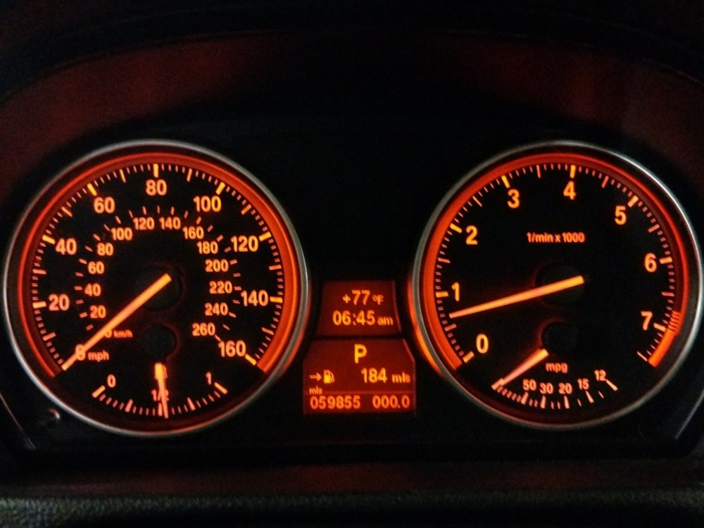 2011 BMW 328i - Odometer Close Up
