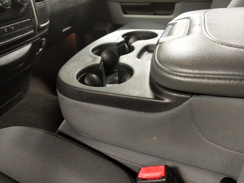 2013 Dodge Ram 1500 - Center Console/Cup Holders