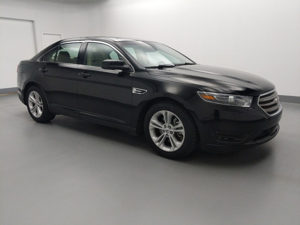 2016 Ford Taurus - Passenger Front Side