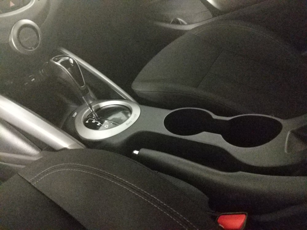 2017 Hyundai Veloster - Center Console/Cup Holders