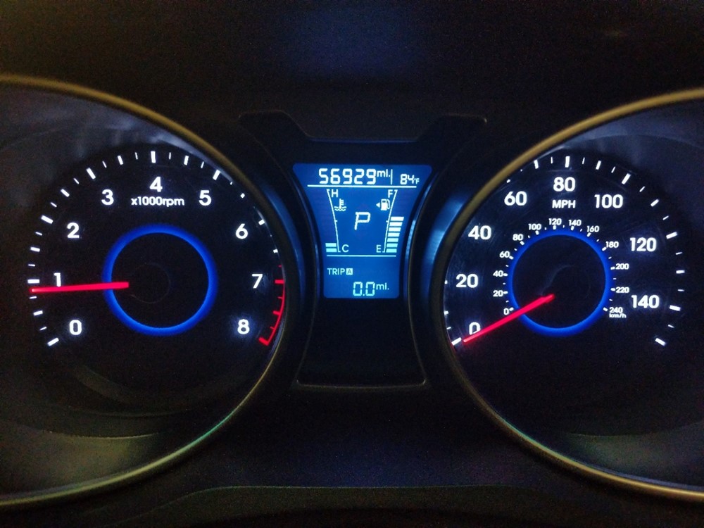 2017 Hyundai Veloster - Odometer Close Up