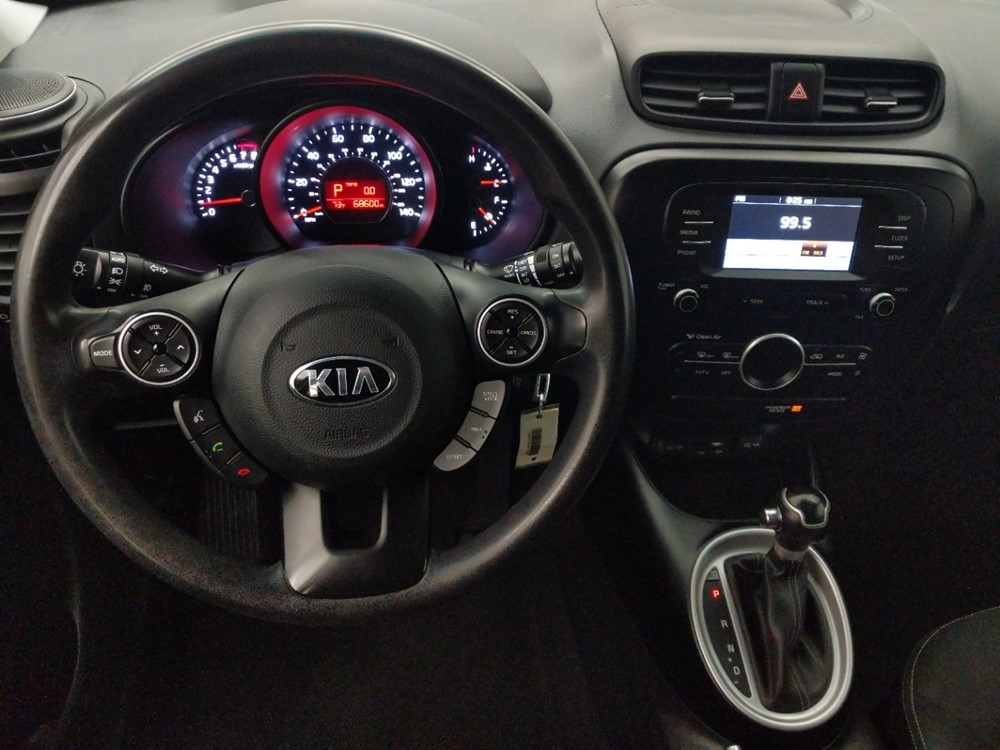2017 Kia Soul - Driver Dash