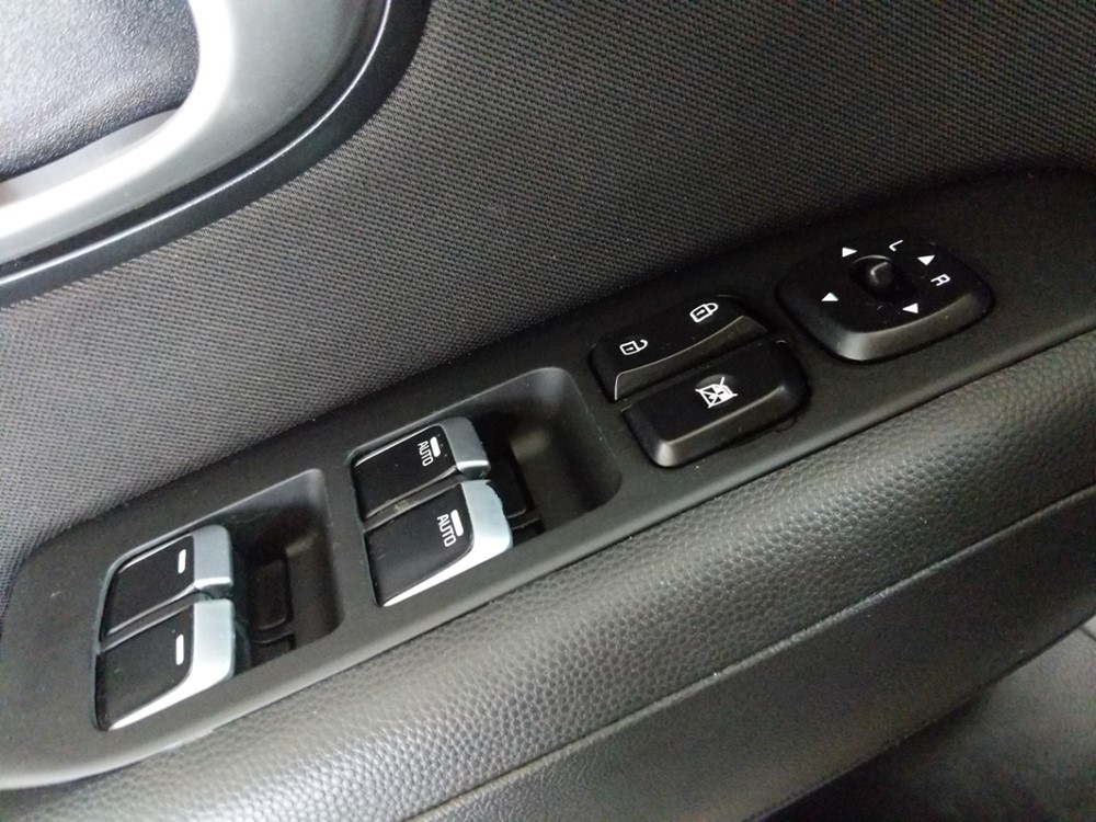 2017 Kia Soul - Driver Power Windows/Lock Control