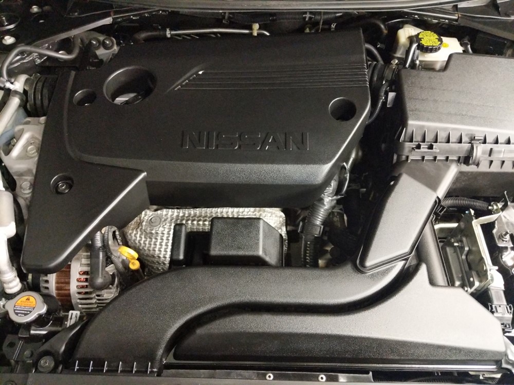 2017 Nissan Altima - Engine