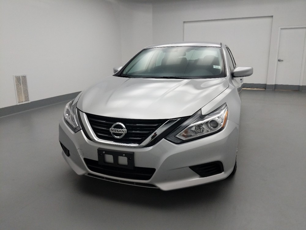 2017 Nissan Altima - Driver Front Hood