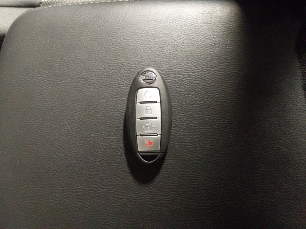 2018 Nissan Pathfinder - Keys