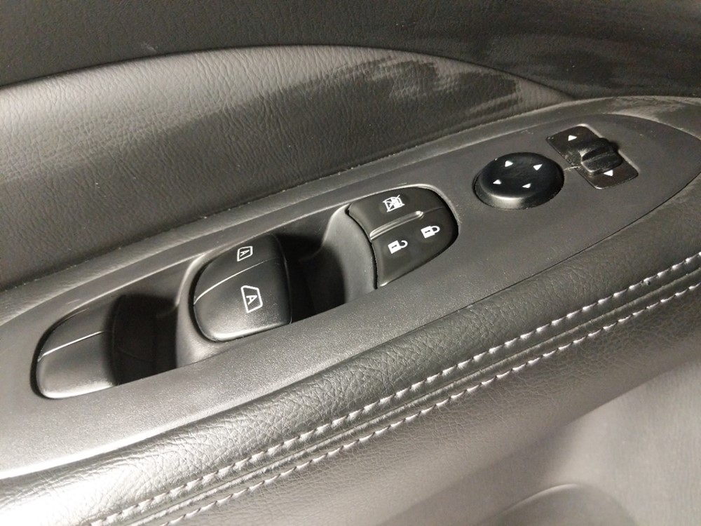 2018 Nissan Pathfinder - Driver Power Windows/Lock Control
