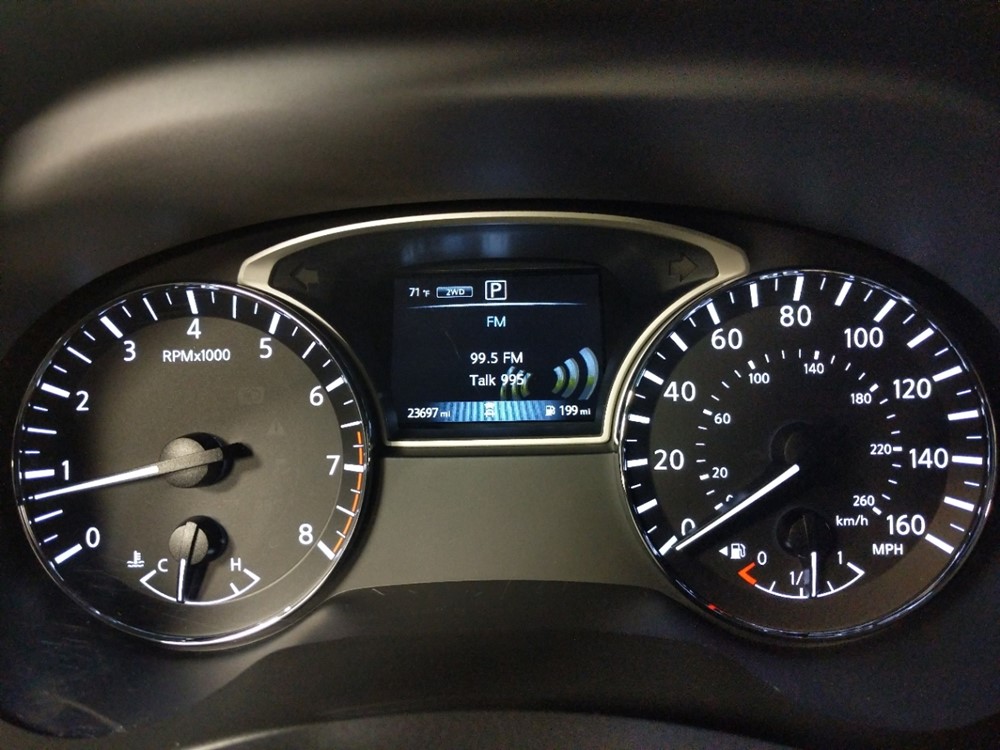 2018 Nissan Pathfinder - Odometer Close Up