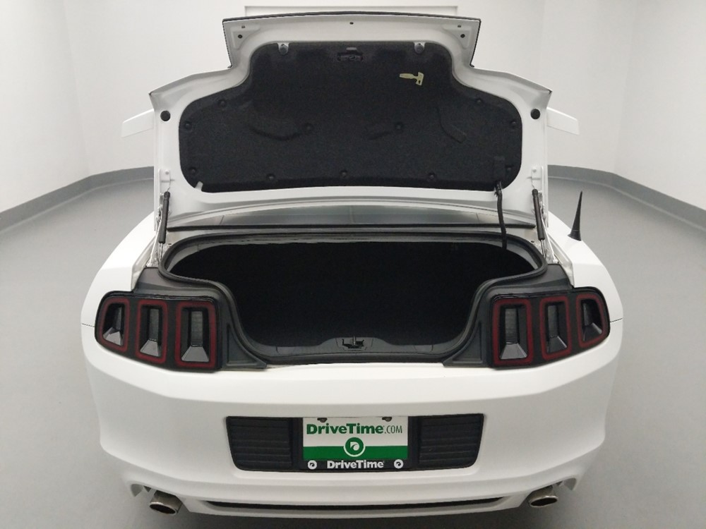 2014 Ford Mustang - Trunk