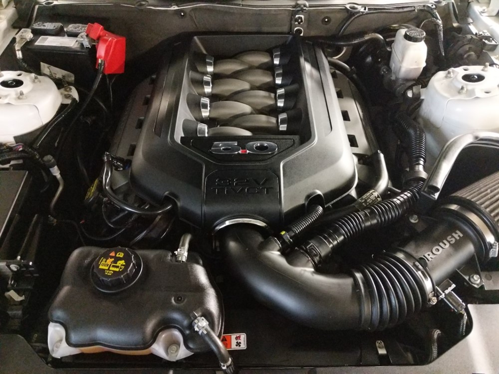 2014 Ford Mustang - Engine