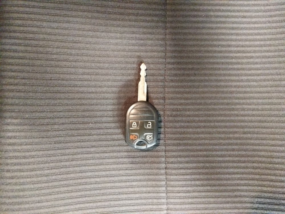 2014 Ford Mustang - Keys