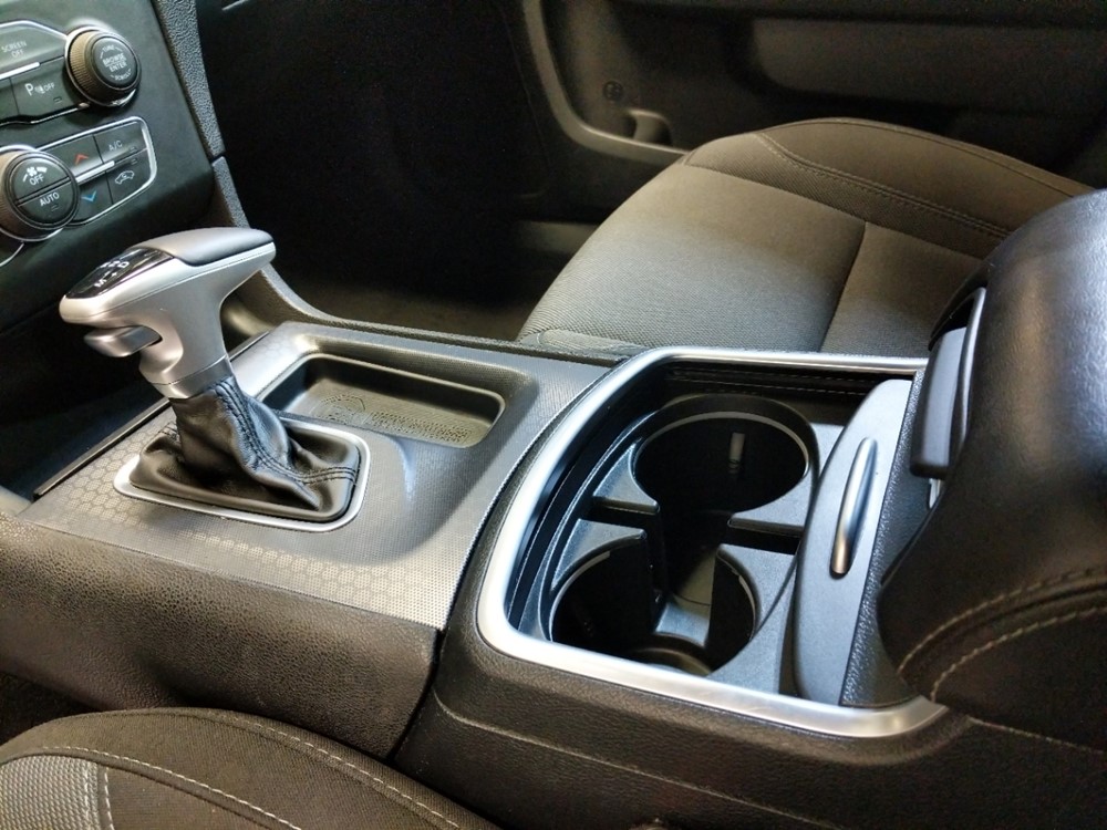 2018 Dodge Charger - Center Console/Cup Holders
