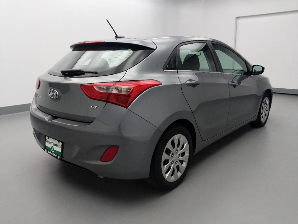 2017 Hyundai Elantra - Passenger Rear Bumper
