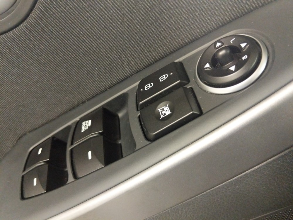 2017 Hyundai Elantra - Driver Power Windows/Lock Control