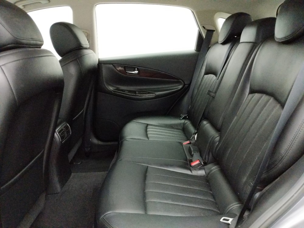 2016 INFINITI QX50 - Driver Rear Seat