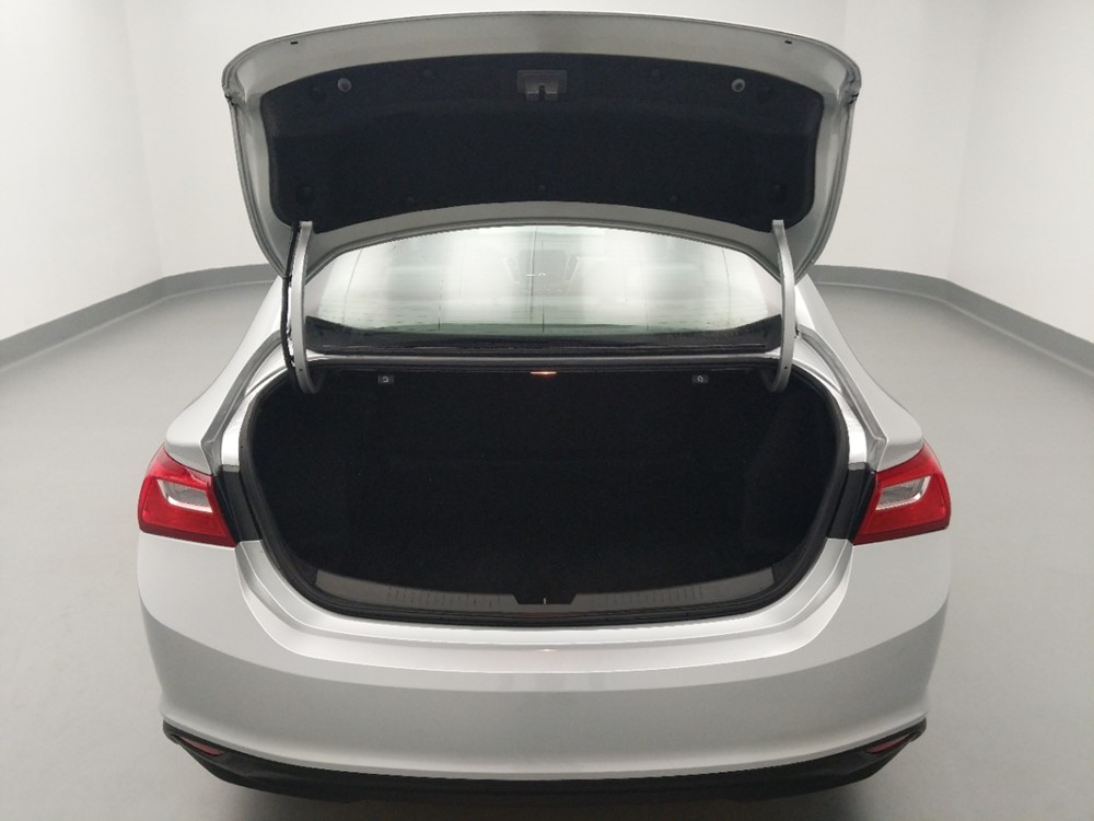 2017 Chevrolet Malibu - Trunk