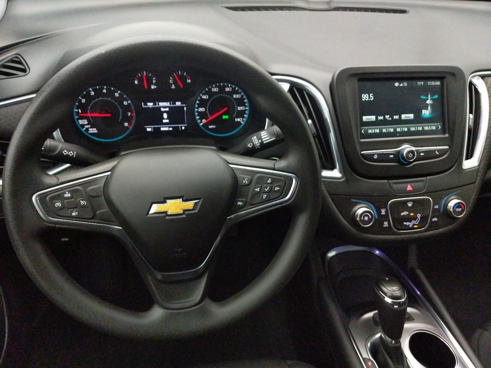 2018 Chevrolet Malibu - Driver Dash