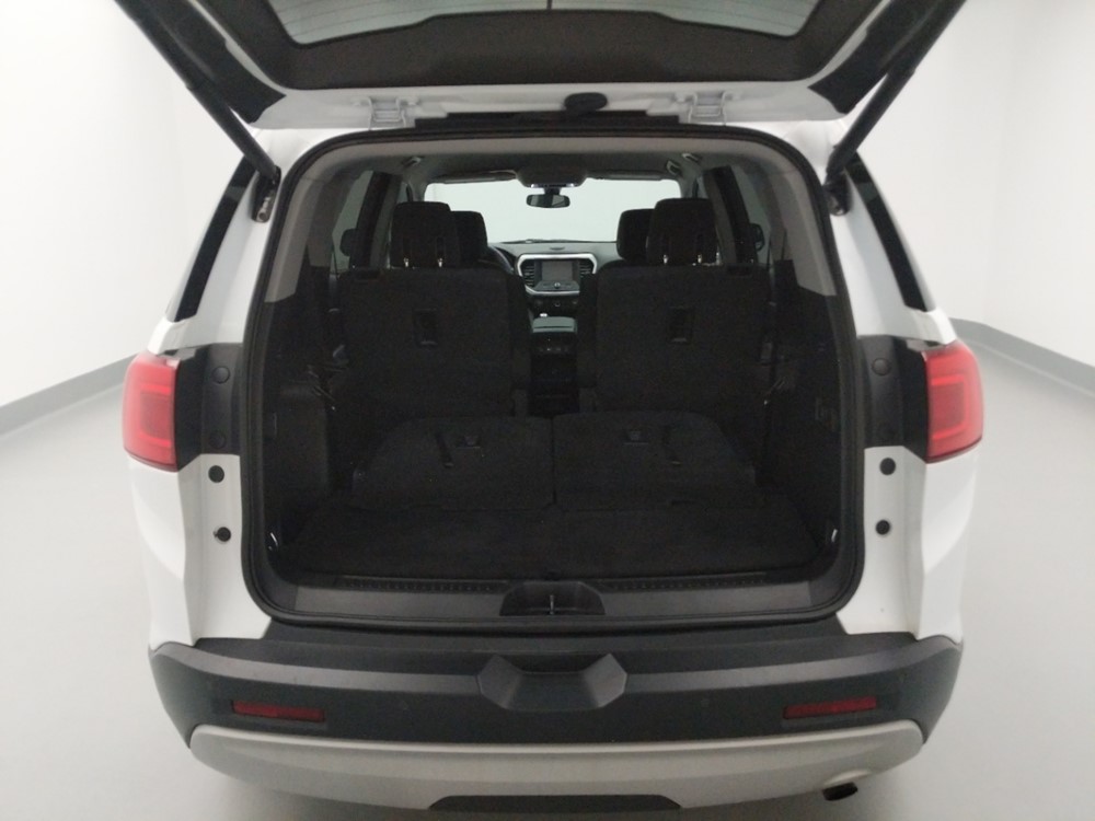 2017 GMC Acadia - Trunk
