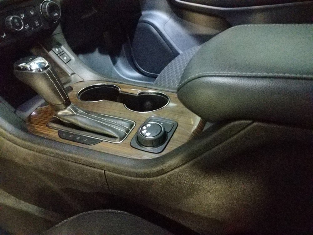 2017 GMC Acadia - Center Console/Cup Holders