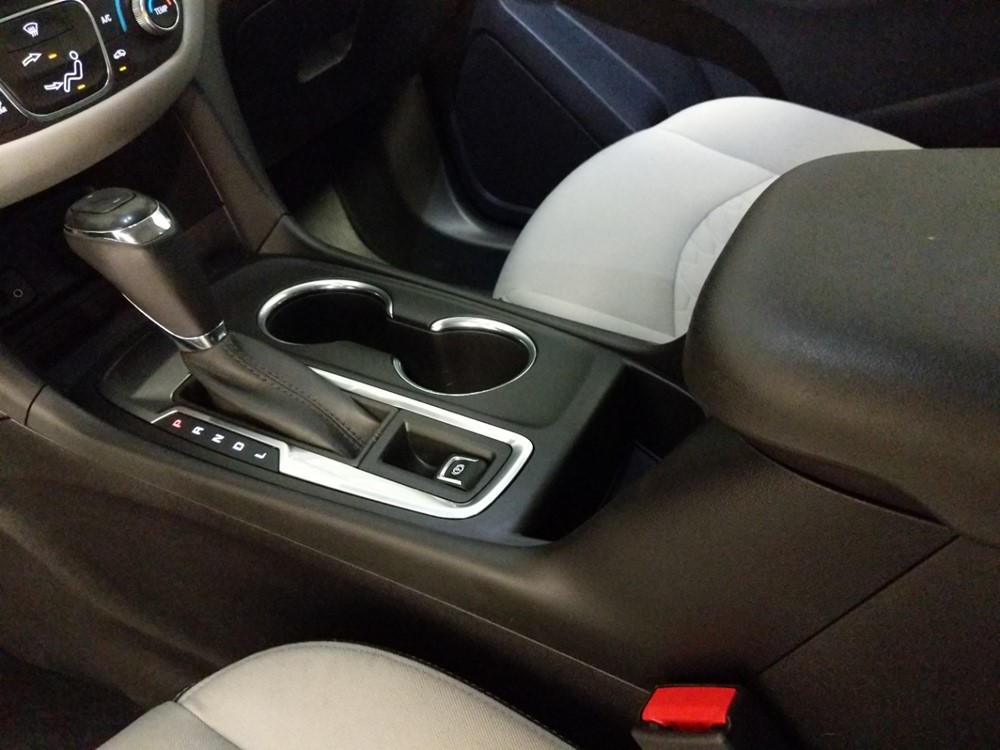 2018 Chevrolet Equinox - Center Console/Cup Holders