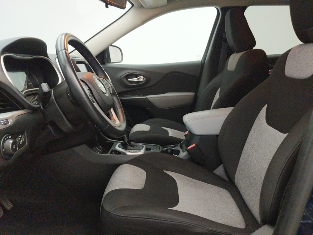 2014 Jeep Cherokee - Driver Front Seat