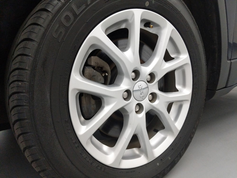 2014 Jeep Cherokee - Wheel
