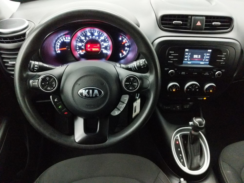 2016 Kia Soul - Driver Dash